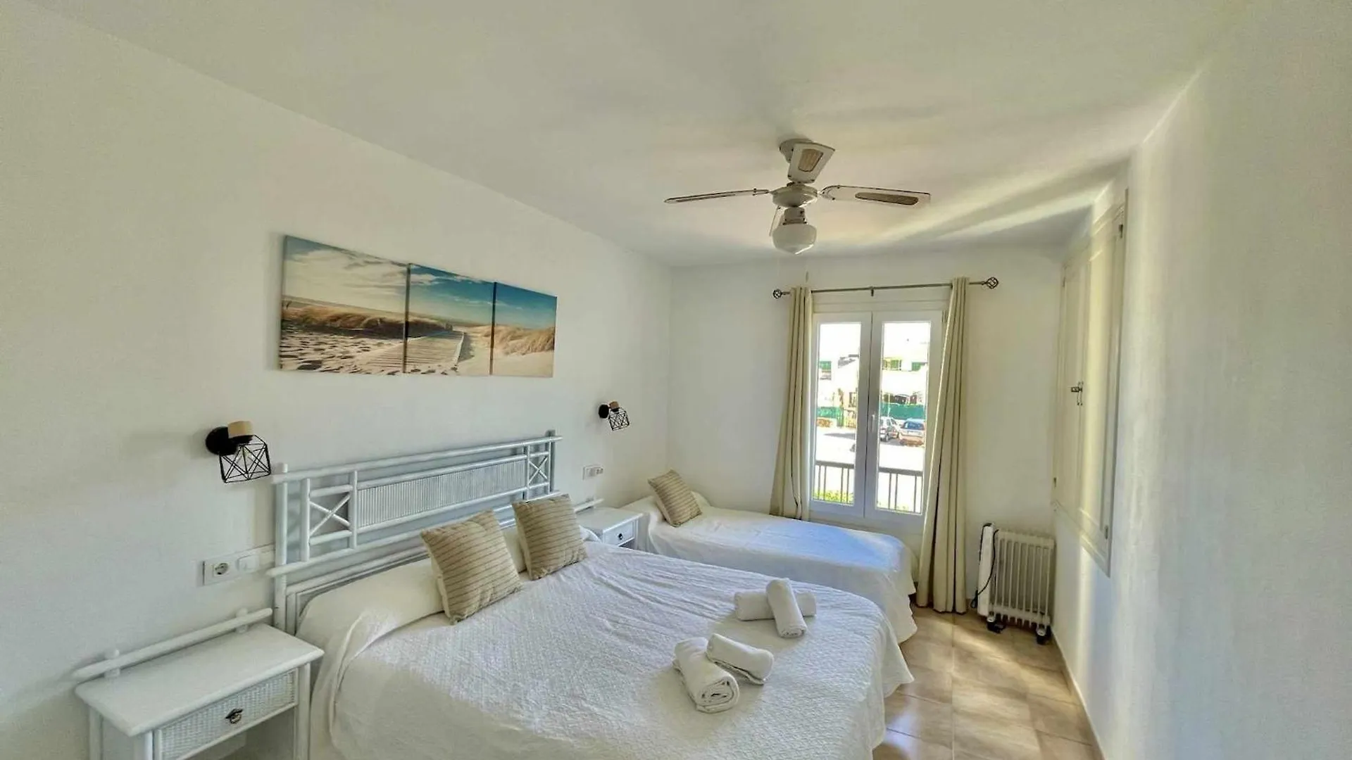 Sa Vinjolita Apartamento Con Piscina Кала-эн-Бланес